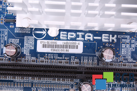 EPIA-EK10000G VIA MINI-ITX VIA CARTE MERE