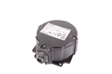 R88M-K3K030F-S2 OMRON CODEUR