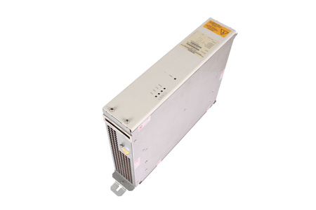 6SE7028-0EA87-2DA0 SIEMENS SIMOVERT MASTERDRIVES 8OHM, 50KW