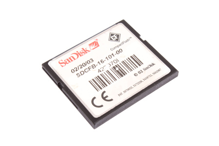 SDCFB-16-101-00 SANDISK 16MB