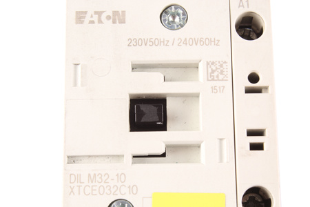 DILM32-10 EATON 24-27VDC 600V, 40A CONTACTS PRINCIPAUX