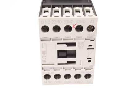 DILA-40 EATON 24VDC CONTACTEUR