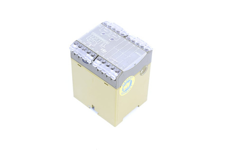 PNOZ/220VAC/3A/1R PILZ 474650 RELAIS DE SÉCURITÉ