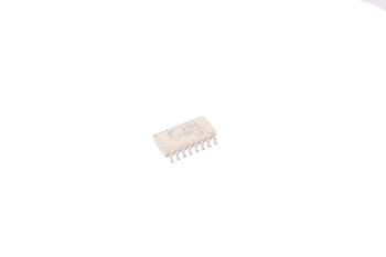 TLP281-4 OPTOCOUPLEUR