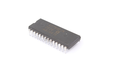 AD7846JN ANALOG DEVICES LC2MOS 16-BIT VOLTAGE OUTPUT DAC
