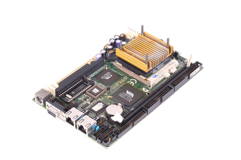 SBC82620 AXIOMTEK POUR PIÈCES