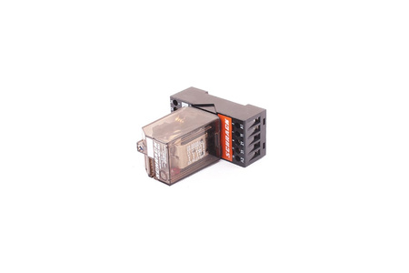 MR3130C4 SCHRACK 24V RELAIS