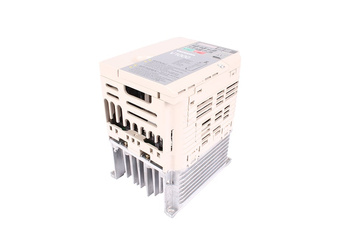 CIMR-VC4A0007BAA YASKAWA V1000
