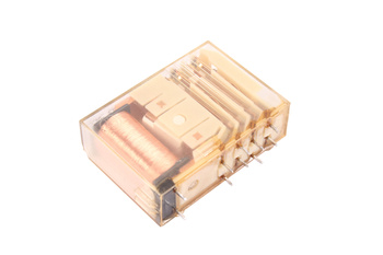 HDZ-468-1010 HENGSTLER 240V, 6A RELAIS