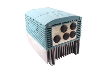 605/015/400/3/F/011/UK/000 EUROTHERM