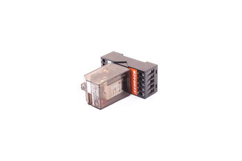 MR3130C4 SCHRACK 24V RELAIS