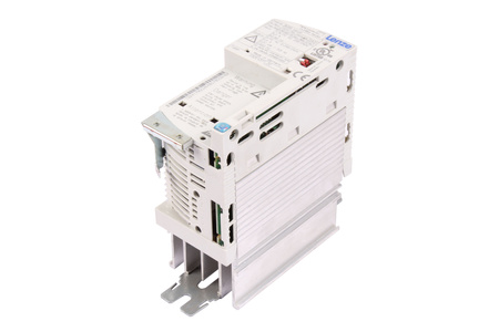 E82EV251_2C LENZE 13241795 8200 VECTOR