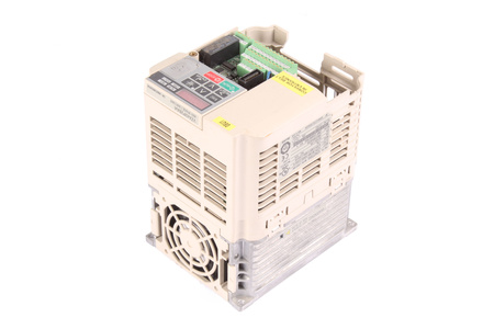 CIMR-VZ4A0007BAA YASKAWA VZA42P2BAA