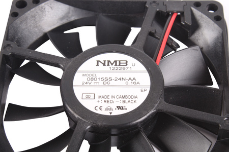 08015SS-24N-AA-00 NMB TECHNOLOGIES 80X80X15MM, 24V, 0.12A VENTILATEUR