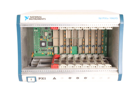 NIPXIE-1062Q NATIONAL INSTRUMENTS RACK