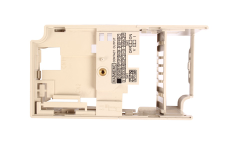 CIMR-V7AZB0P4 YASKAWA BOÎTIER