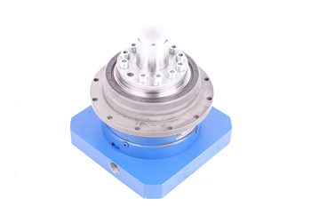TP050-MF1-5-051-000 ALPHA GETRIEBEBAU I=5 RÉDUCTEUR