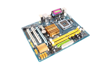 GA-G31M-ES2L GIGABYTE