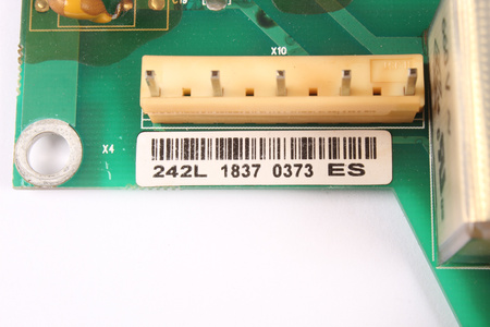 PC00242J VACON CM260800 POUR PIÈCES