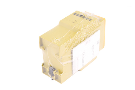 PNOZ X3 230VAC 24VDC 3N/O 1N/C 1SO PILZ 774318 RELAIS DE SÉCURITÉ