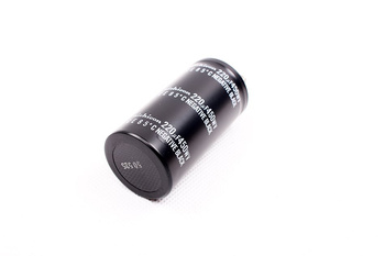 CONDENSATEUR 220UF 450V NICHICON