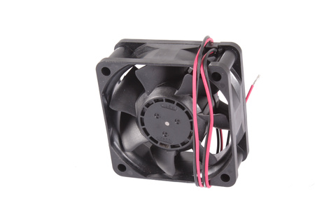 06025SA-24N-AA NMB TECHNOLOGIES 60X60X25MM, 24V VENTILATEUR
