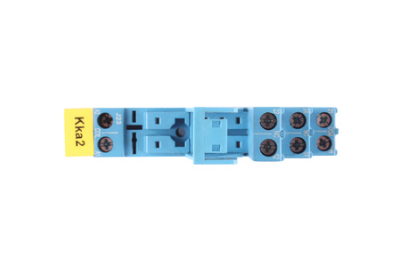 FINDER TYPE 95.05 FINDER 250V, 10A SOCLE ENFICHABLE POUR RELAIS