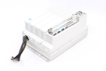 EVS9328-KHV531 LENZE ID.-NO. 00450899 00-103-118 KUKA