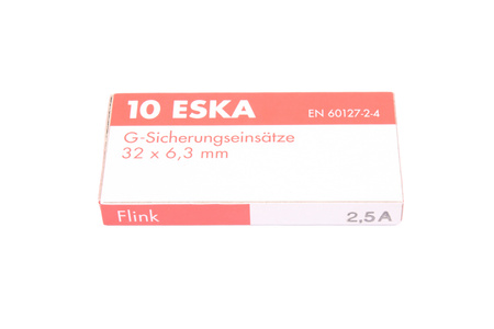 FUSIBLE CYLINDRIQUE RAPIDE EN VERRE 632.621 ESKA ZGS-2.5A 150V, 2.5A, 6.3X32MM, 10PCS