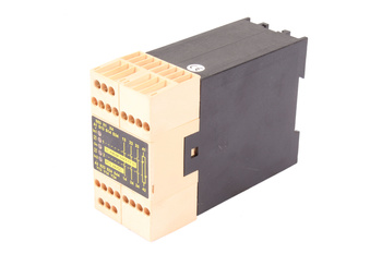 RT624VDC JOKAB SAFETY RELAIS DE SÉCURITÉ
