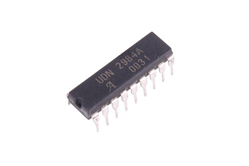 UDN2984A DIP-18 PILOTE DE COURANT HIGH-SIDE A 8 CANAUX