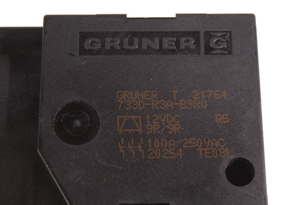 733D-R3A-B9R0 GRUNER