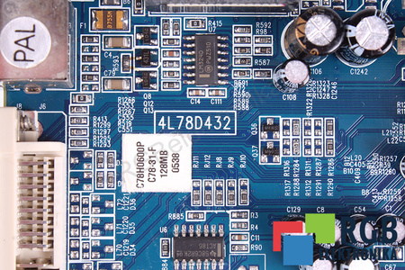 4L78D432 ATI RADEON POUR PIÈCES