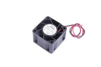 04028DA-12Q-AAF NMB TECHNOLOGIES 40X40X28MM, 12V, 0.35A VENTILATEUR